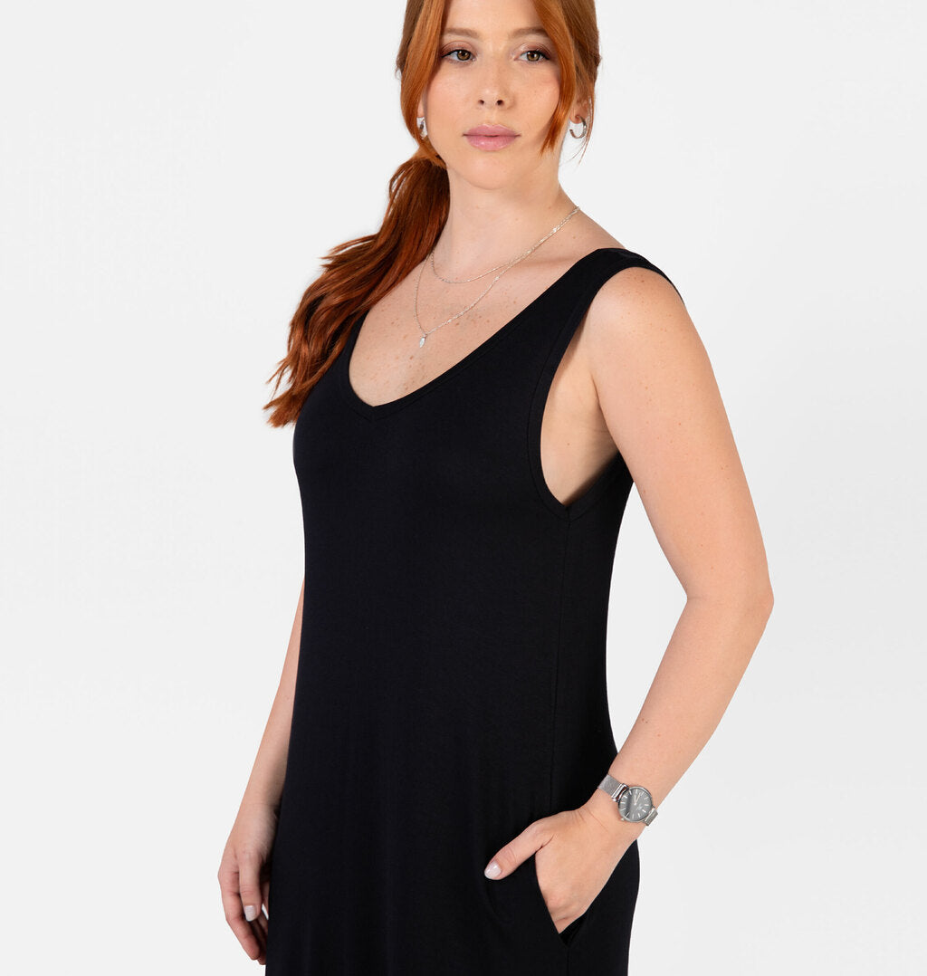 Vestido Midi Pimpão Regata Com Bolsos