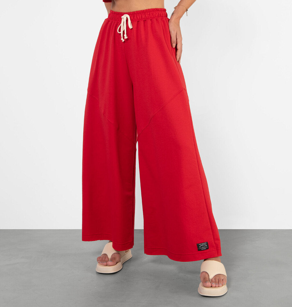 Calça Cropped Com Recortes