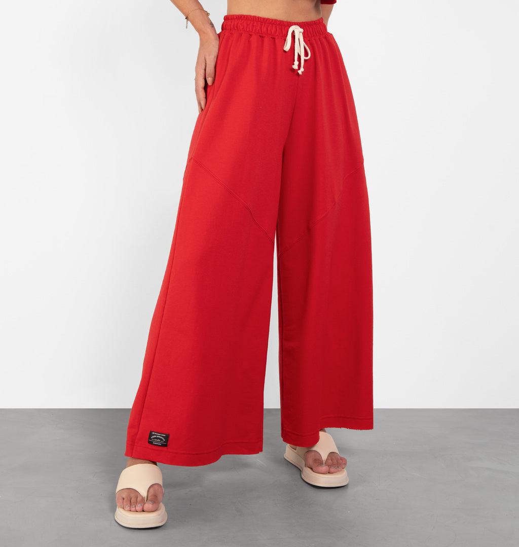 Calça Cropped Com Recortes