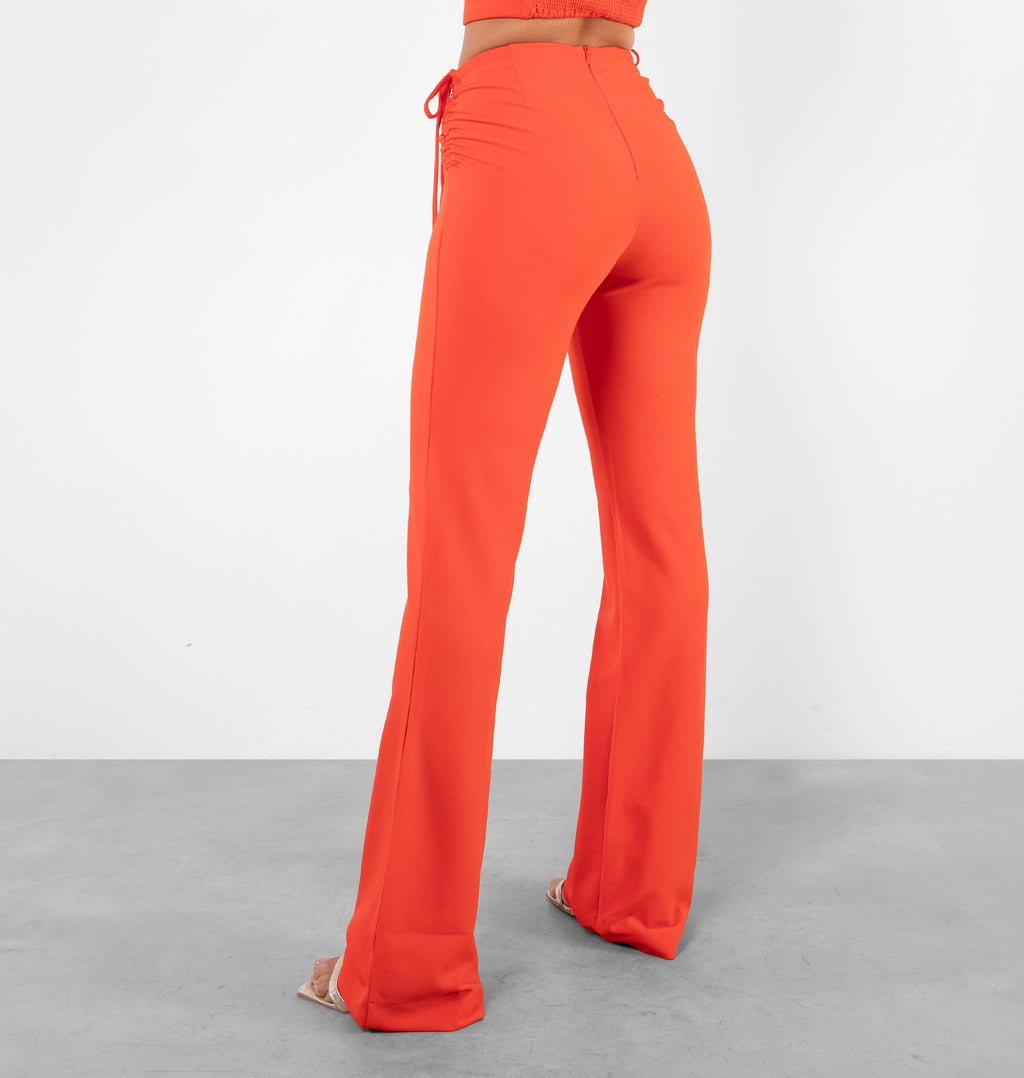Calça Flare Com Franzido No Cós