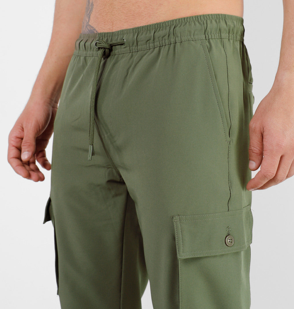 Calça Slim Com Bolso Cargo