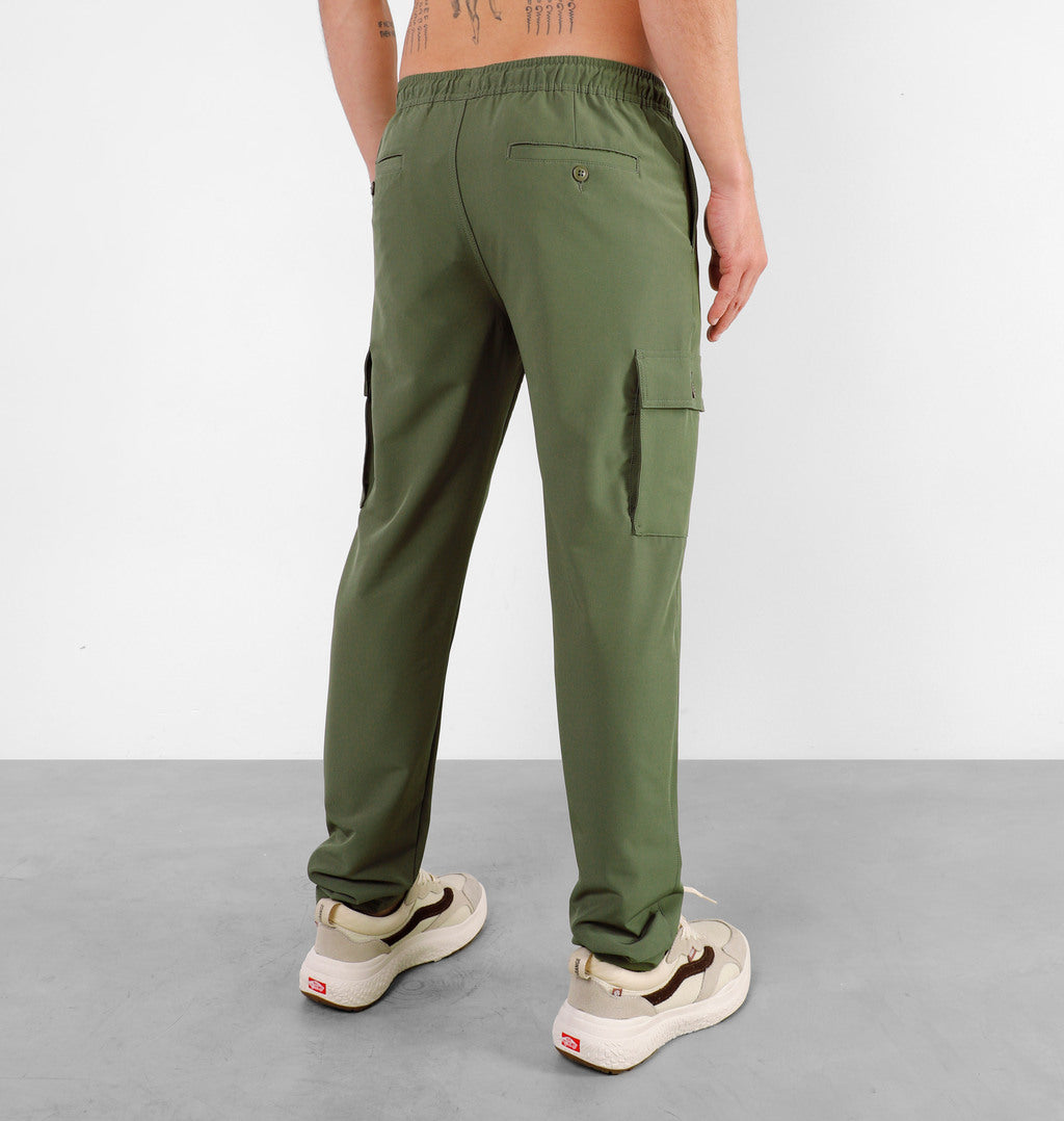 Calça Slim Com Bolso Cargo