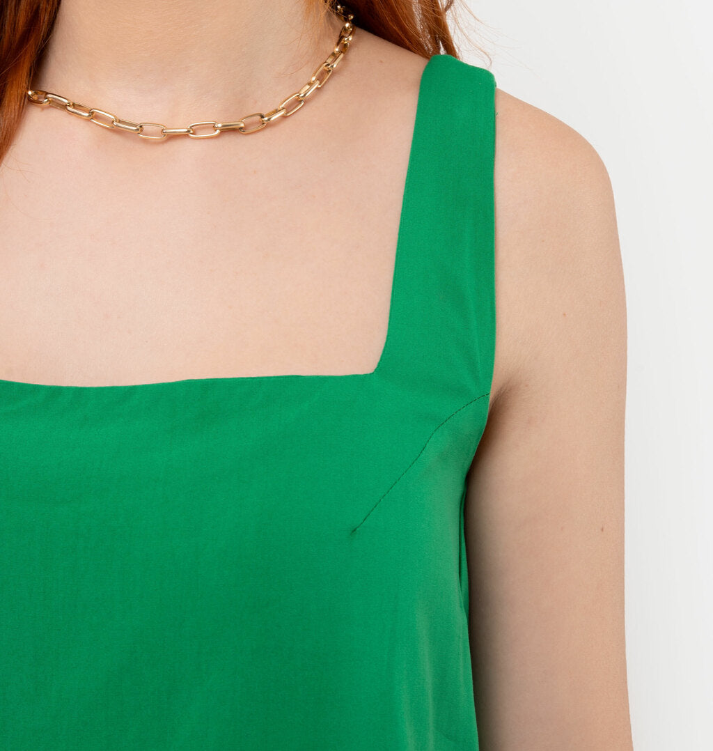 Cropped Com Decote Quadrado Em Viscose