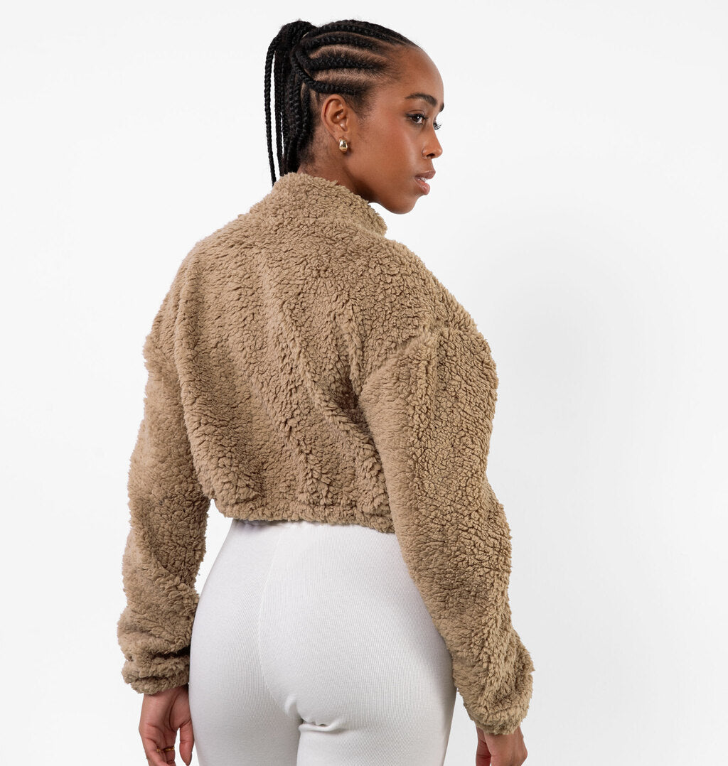 Jaqueta Cropped Teddy Gola Alta