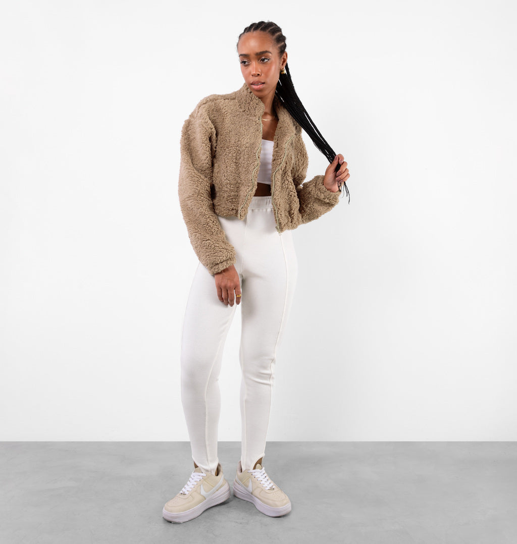 Jaqueta Cropped Teddy Gola Alta