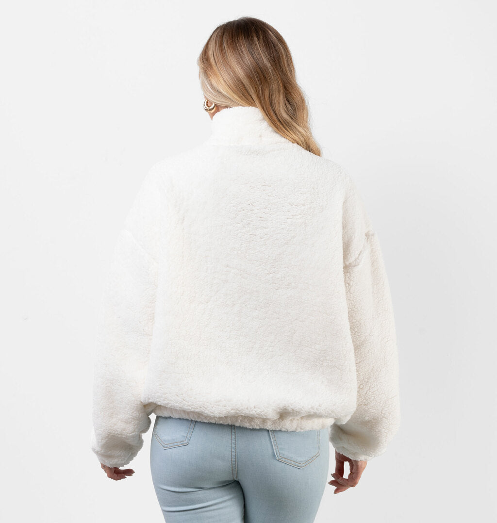 Blusão Teddy Com Gola Alta E Zíper