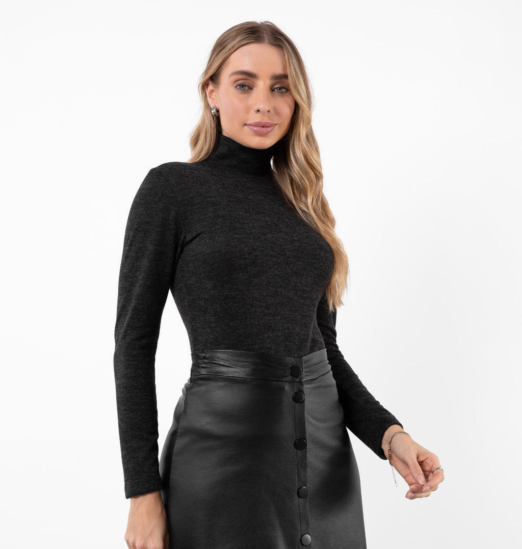 Blusa Manga Longa Com Gola Alta