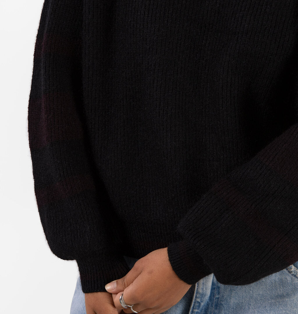 Blusa Em Tricot Com Manga Bufante