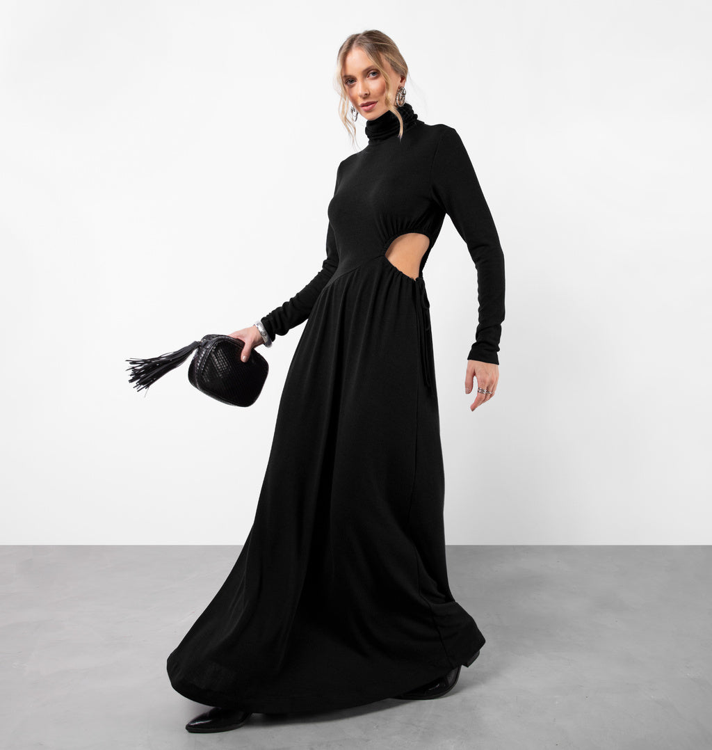 Vestido Longo Com Abertura Lateral