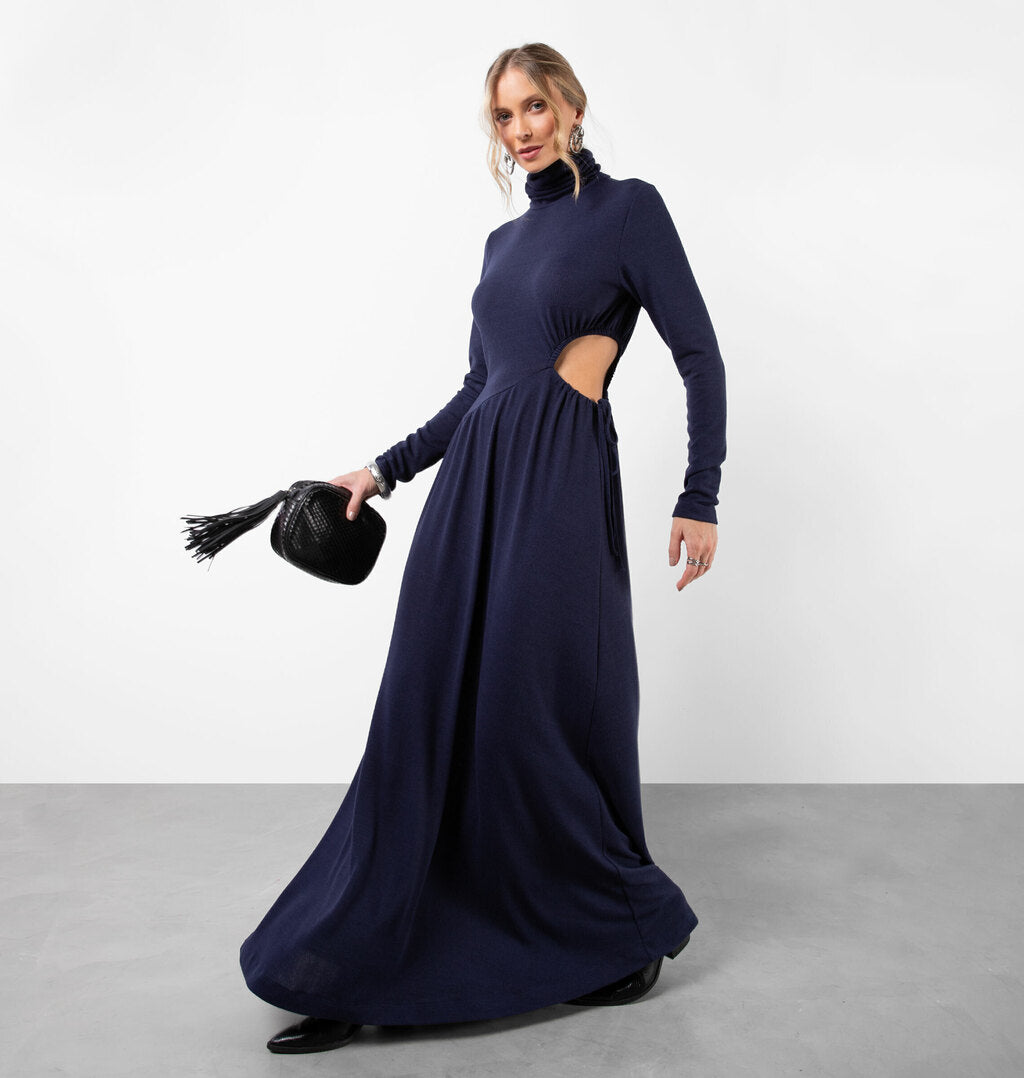 Vestido Longo Com Abertura Lateral