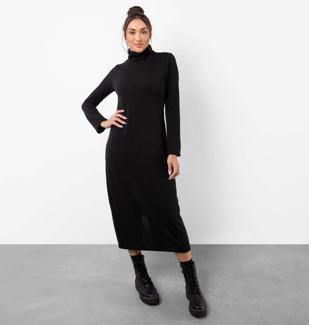 Vestido Midi Gola Rolê E Fenda