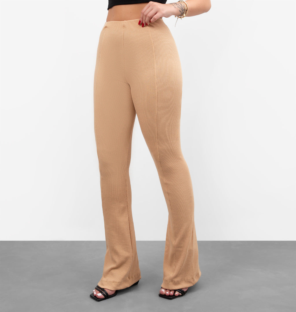 Calça Bailarina Em Ribana