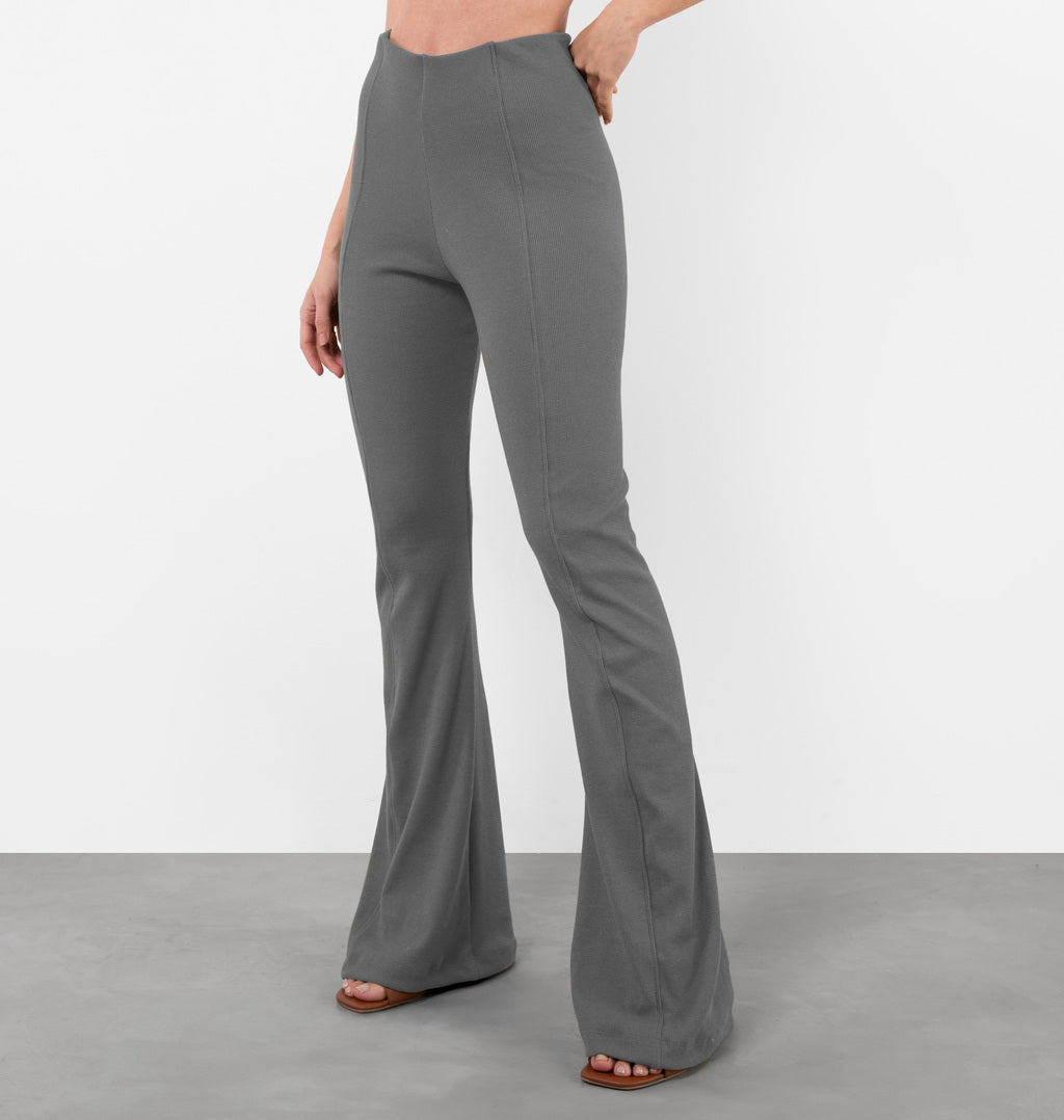 Calça Bailarina Em Ribana
