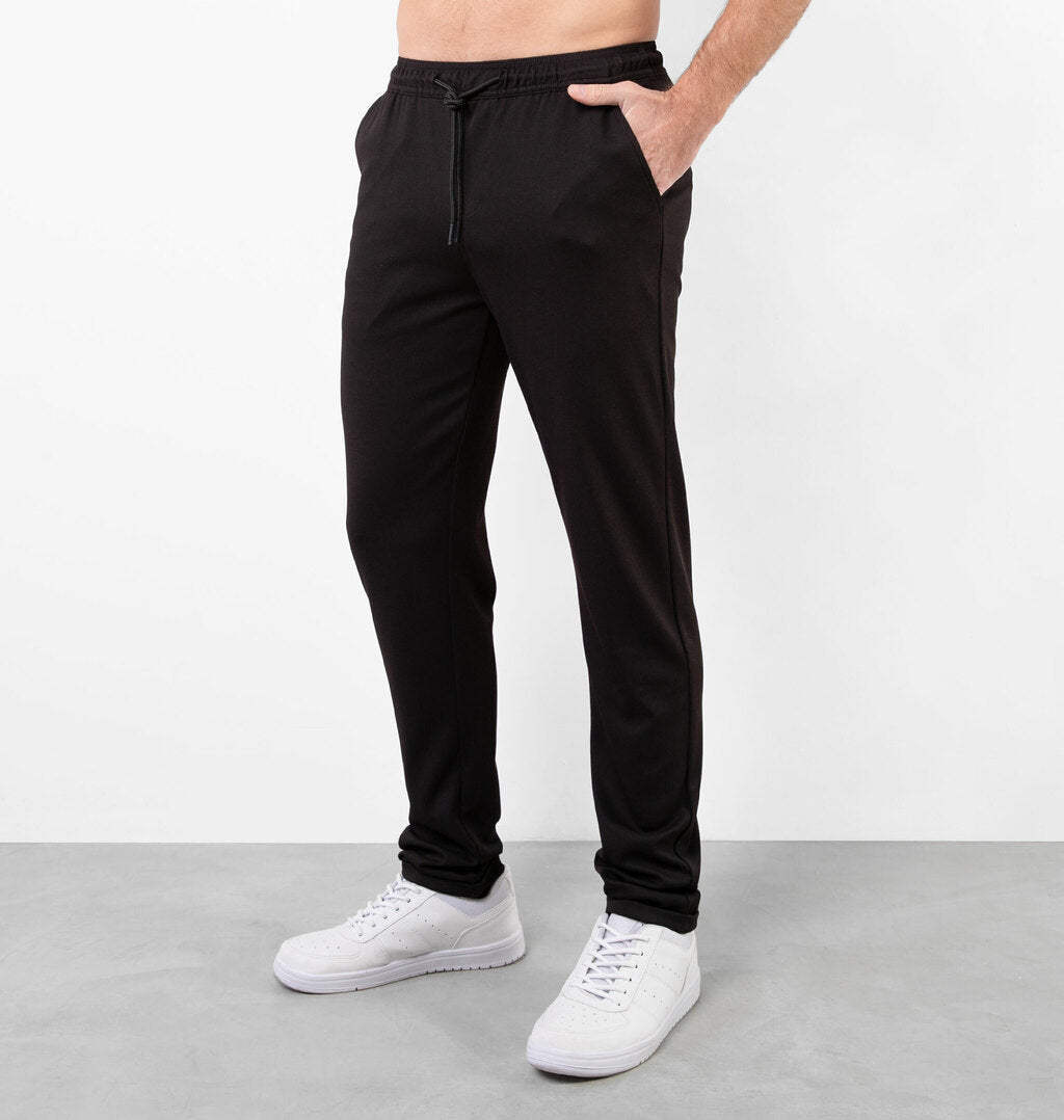 Calça Com Bolsos E Barra Virada