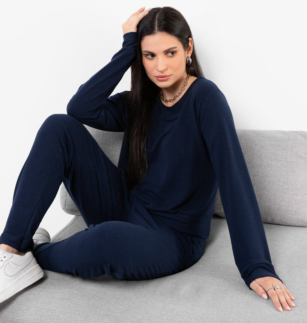 Blusa Em Moletinho Com Gola Redonda