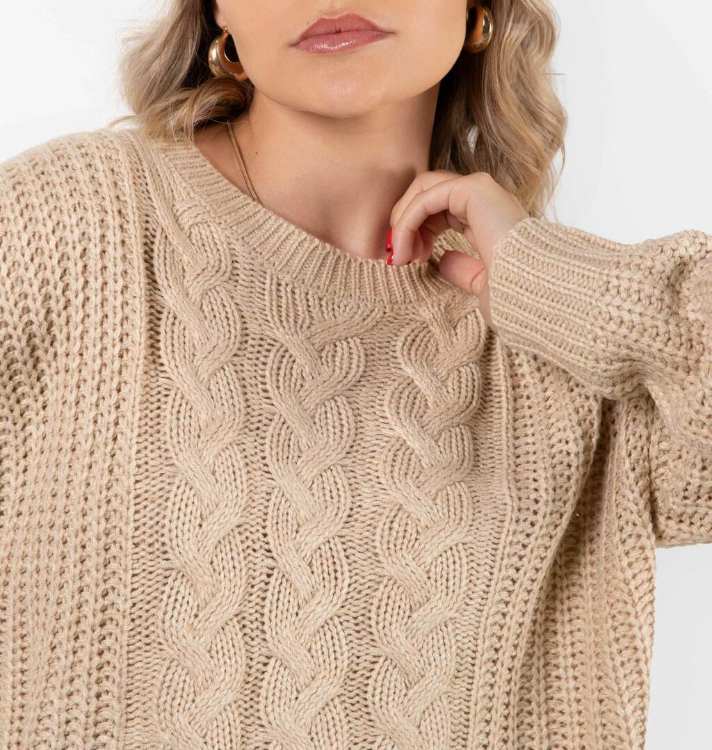 Blusa Com Gola Redonda Em Tricot