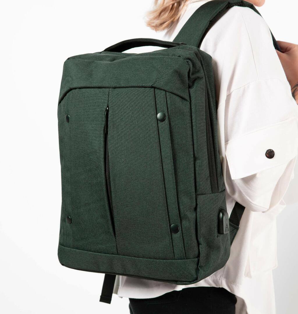 Mochila Com Bolsos E Zíper