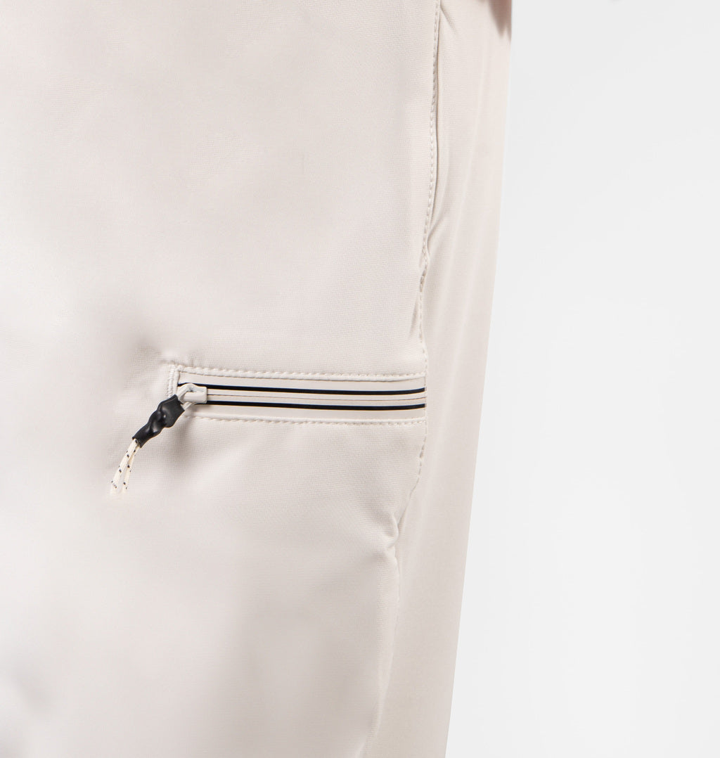 Calça Com Cordão Ajustável E Bolsos