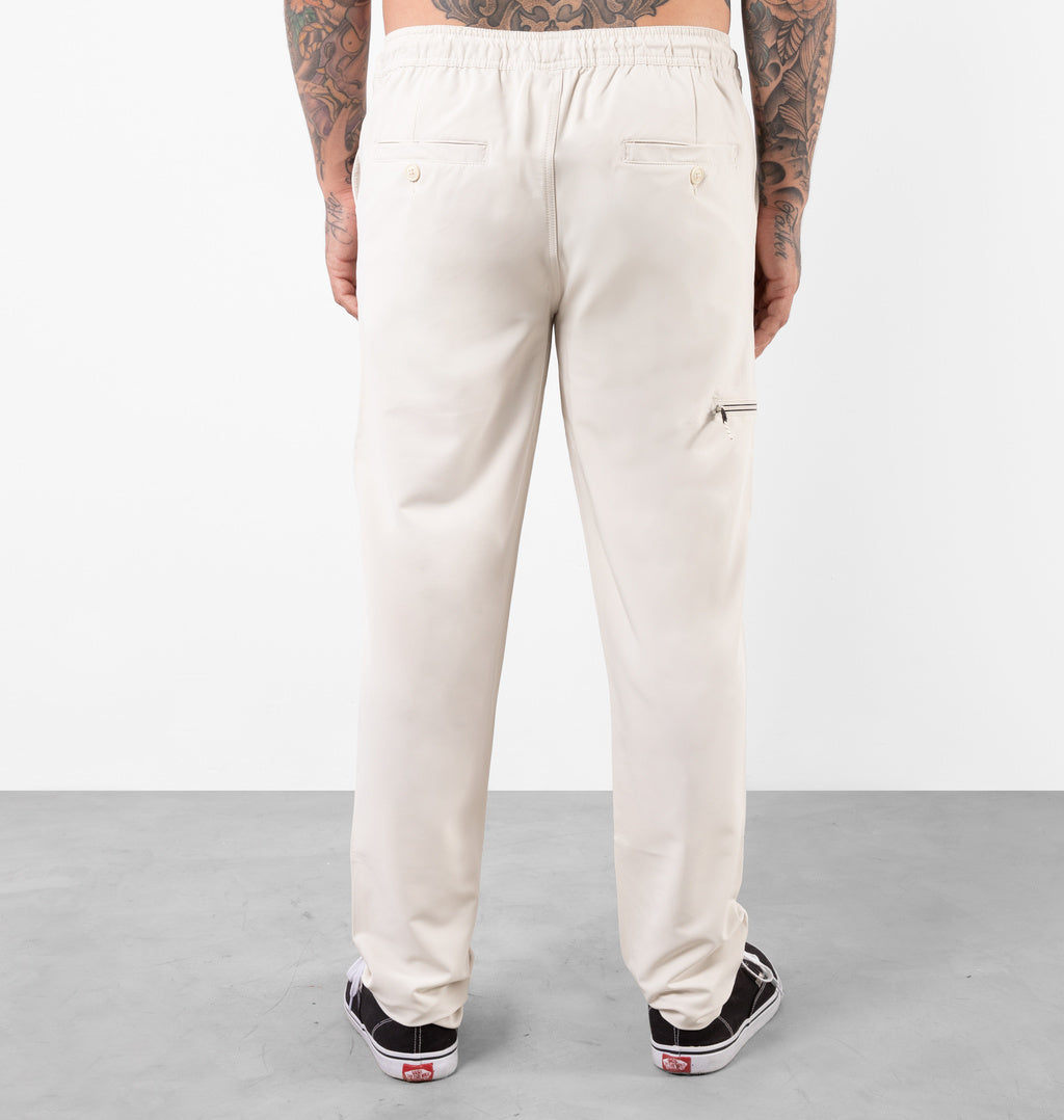 Calça Com Cordão Ajustável E Bolsos