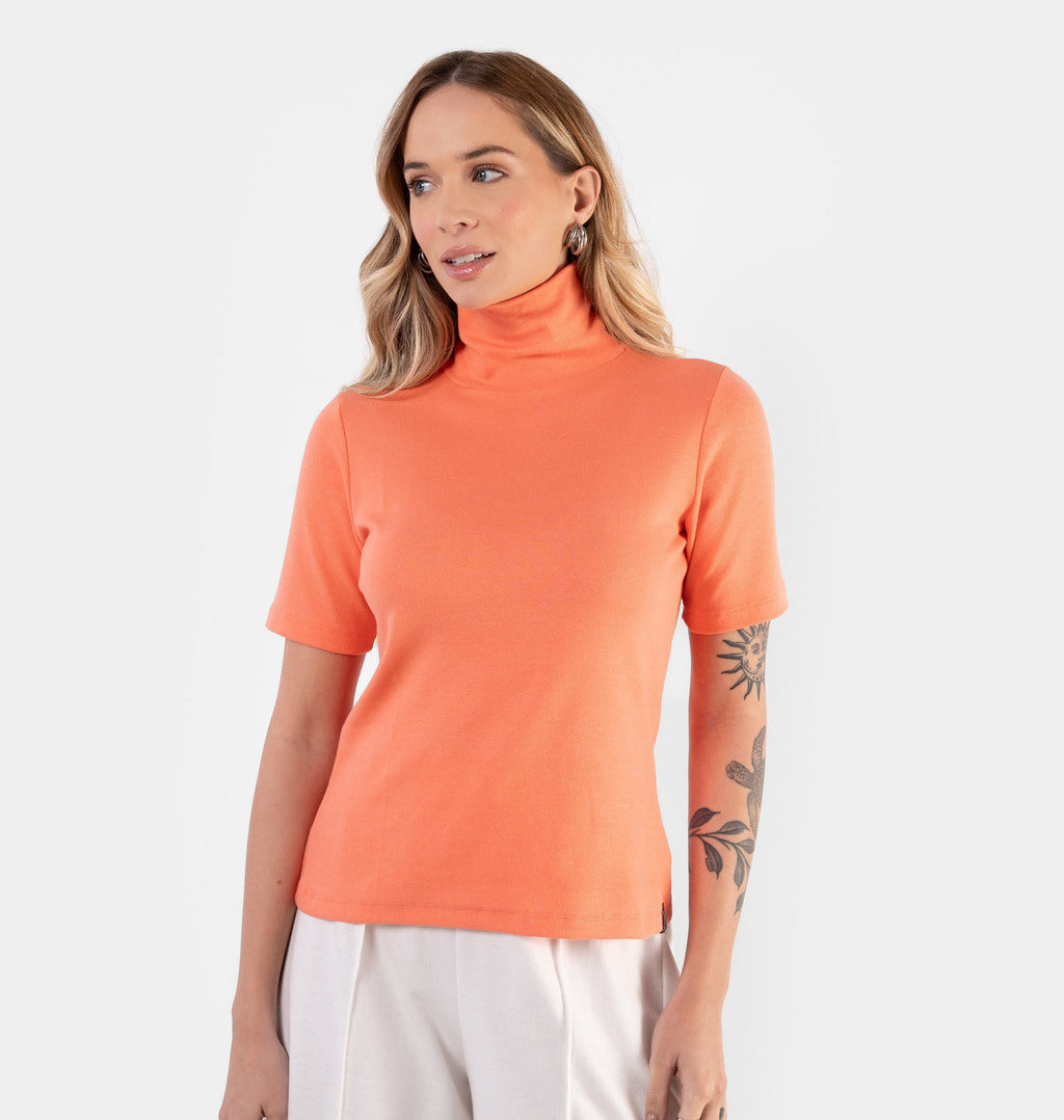 Blusa De Manga Curta Com Gola Alta