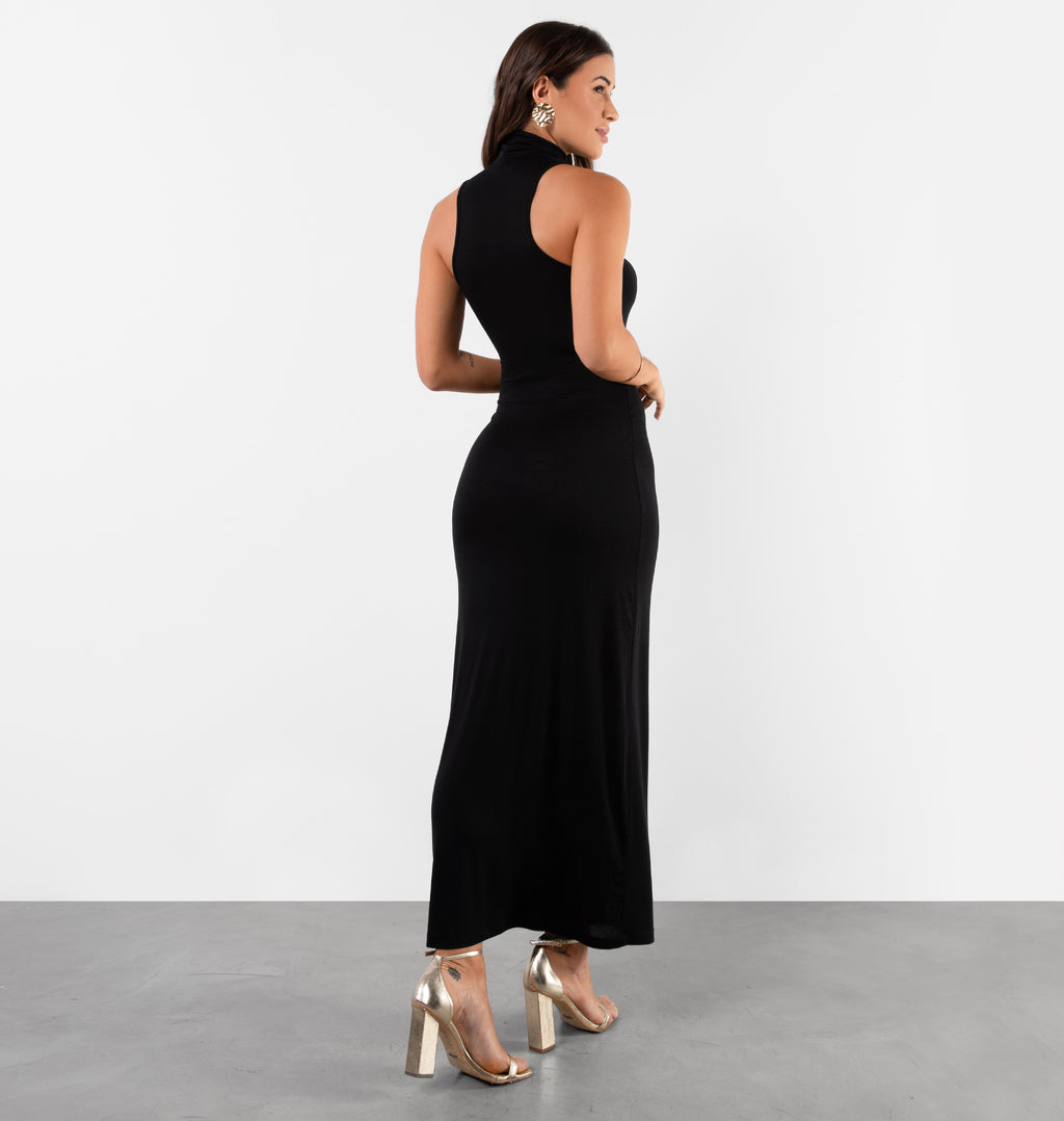 Vestido Longo Com Cava Americana