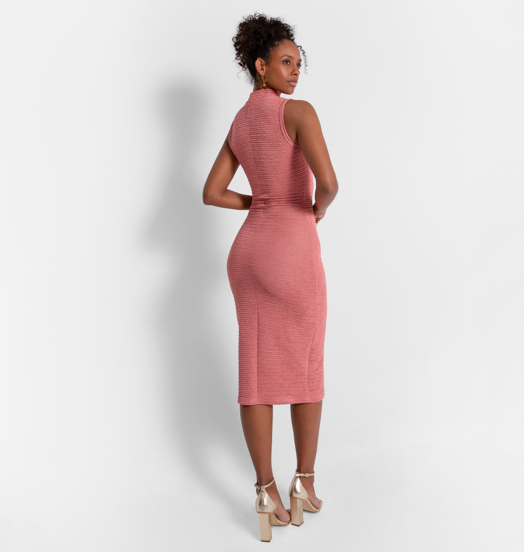 Vestido Midi Com Gola Alta E Cava