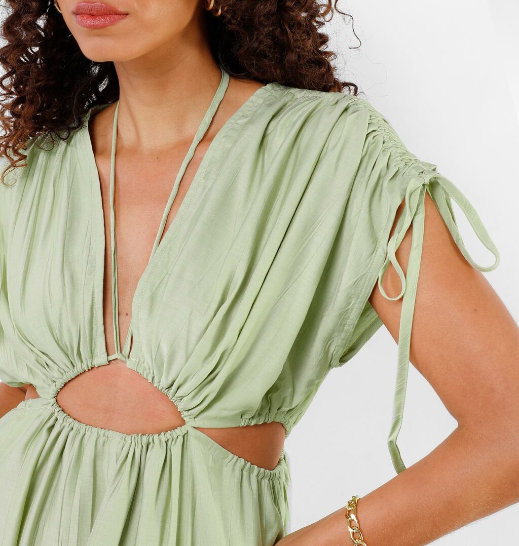 Vestido Longo Com Canaletas E Amarração