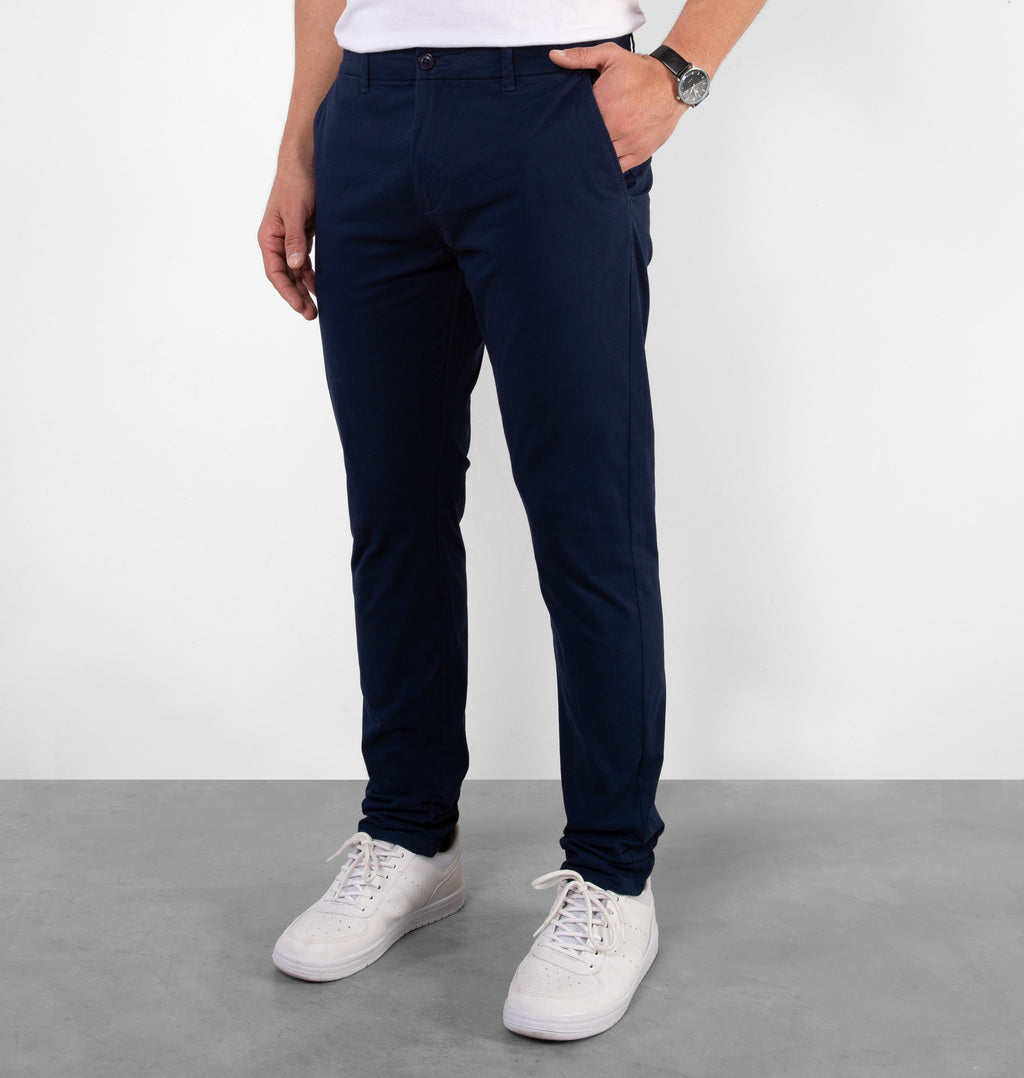 Calça Chino Em Sarja