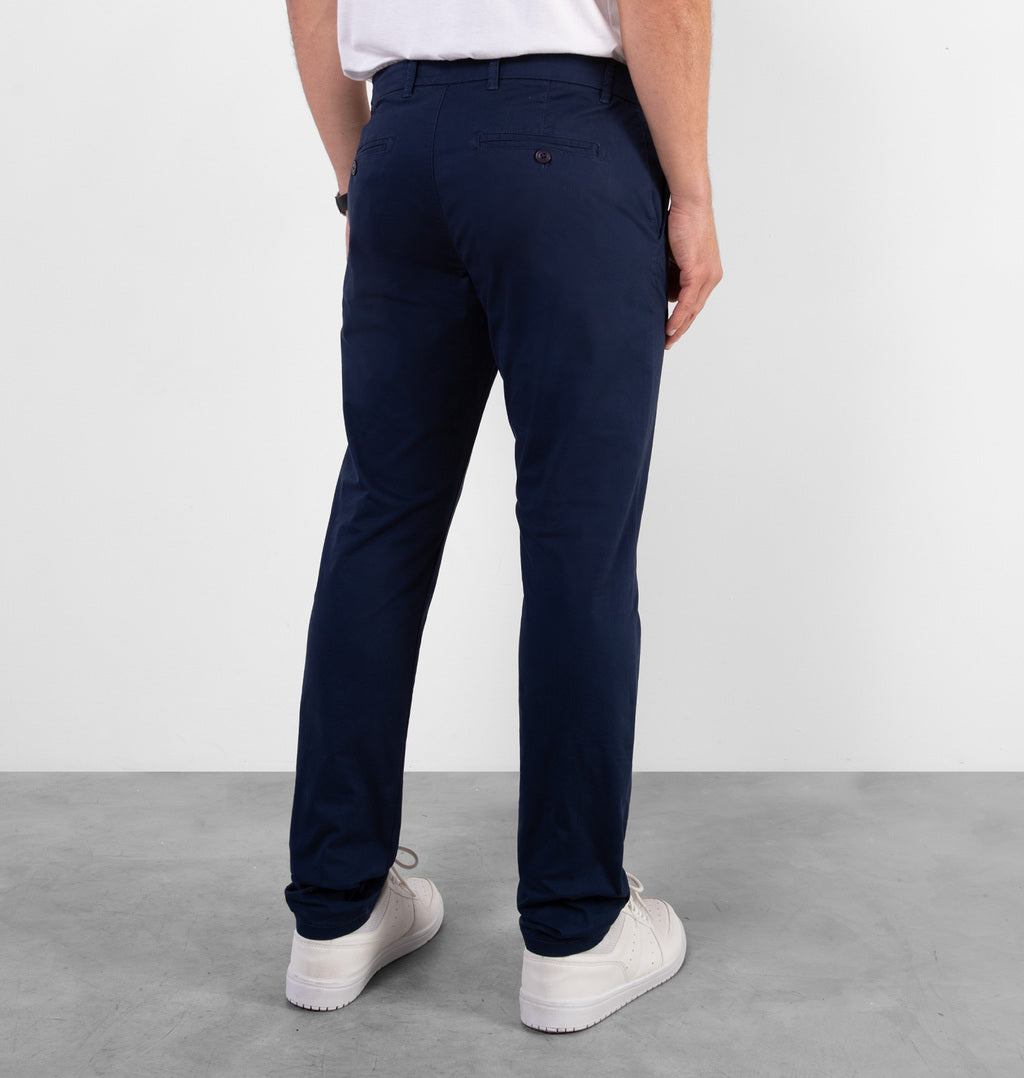 Calça Chino Em Sarja