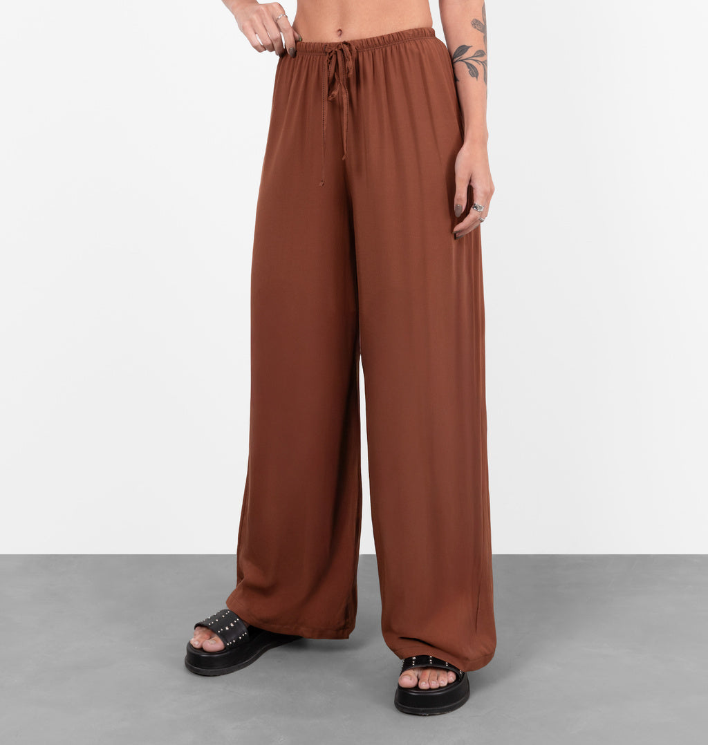 Calça Reta Com Cós Ajustável