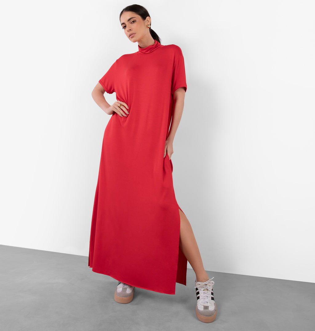 Vestido Longo Com Fenda Lateral