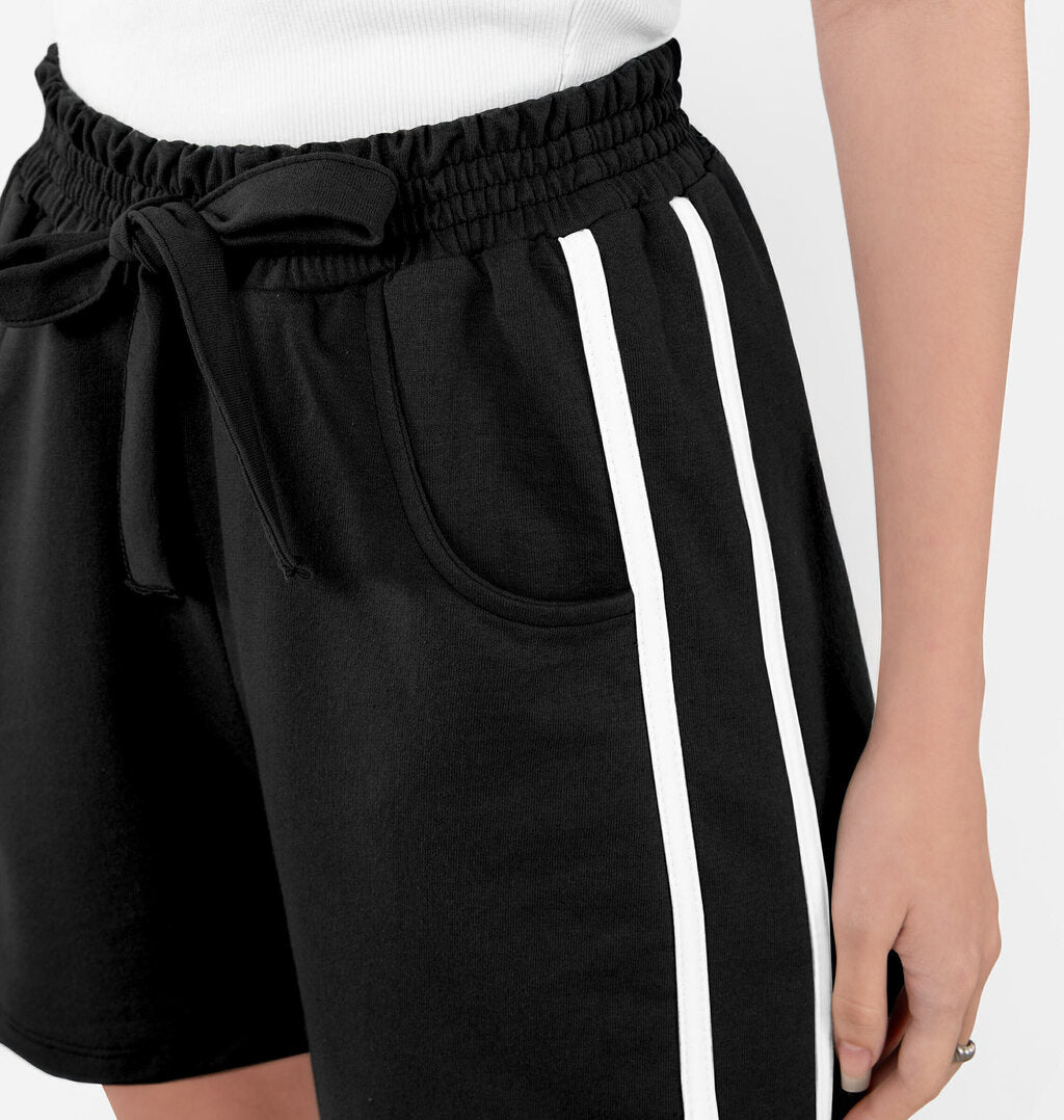 Short Com Listras Laterais
