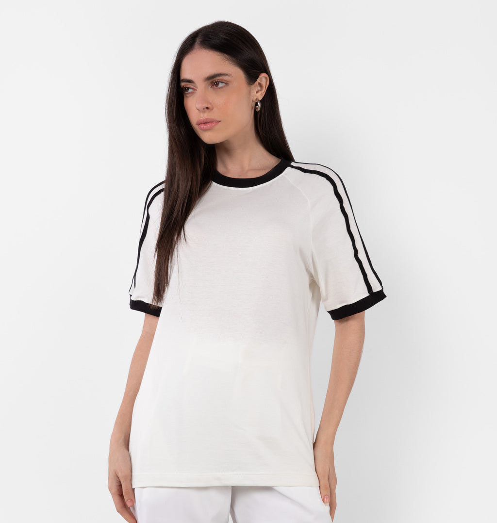 Camiseta Over Raglan Com Listras