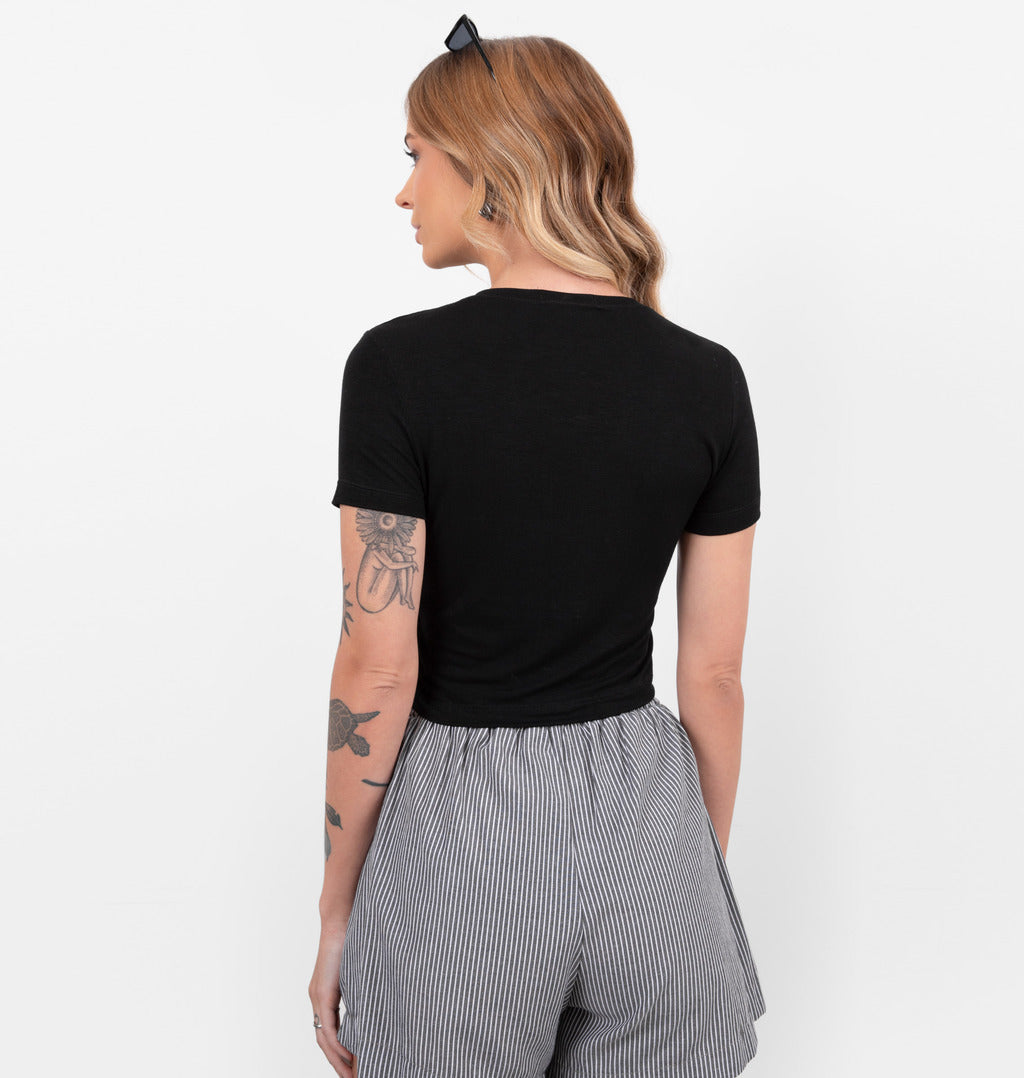 Blusa Baby Tee Lettering Cher