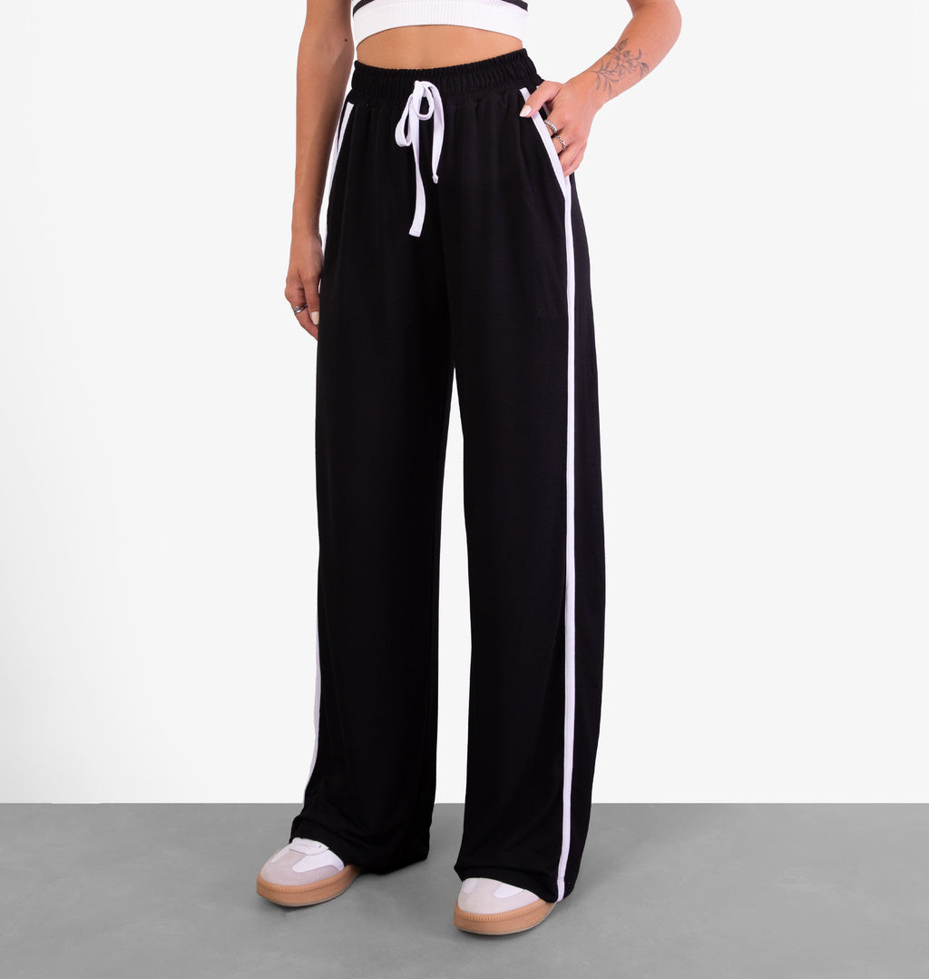 Calça Esportiva Bicolor com Bolso