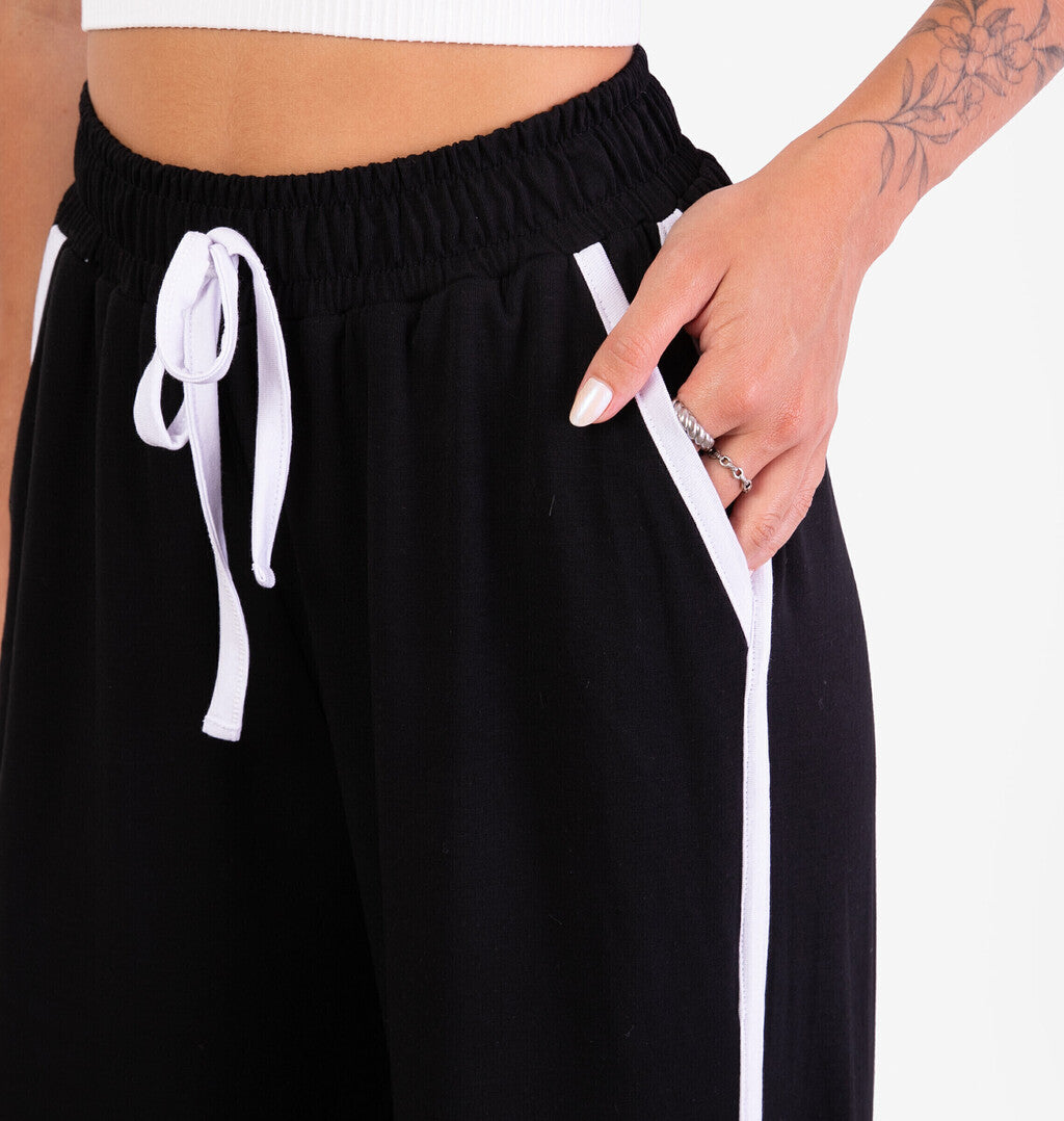 Calça Esportiva Bicolor com Bolso