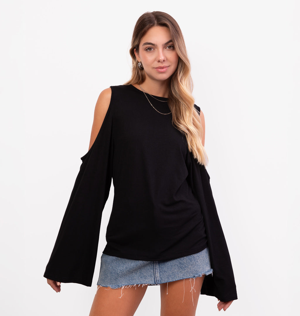 Blusa Over com Abertura nos Ombros