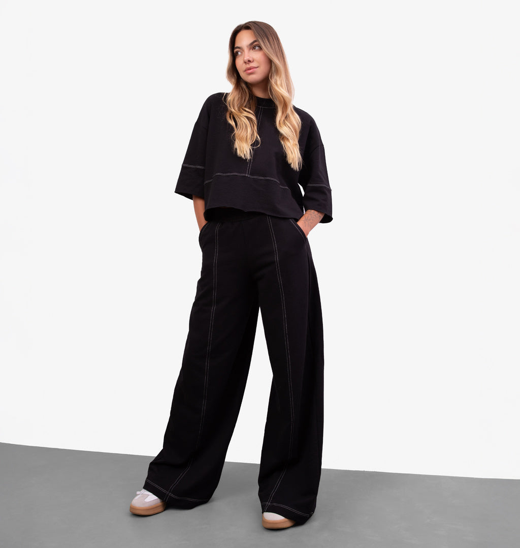 Wide Leg com Pespontos Contrastantes