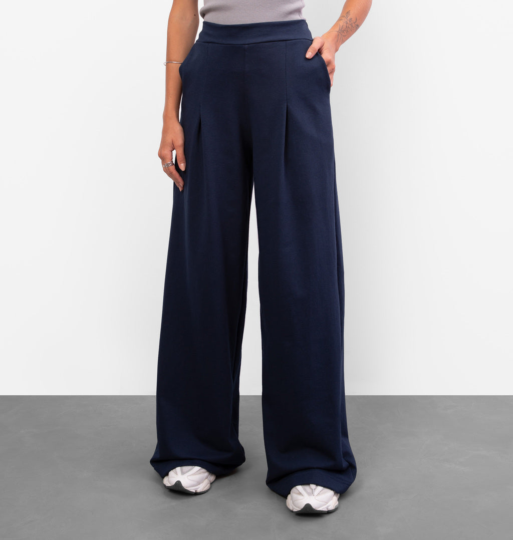 Wide Leg com Pregas Frontais