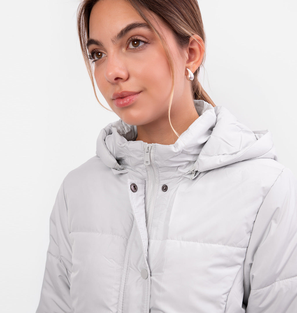 Jaqueta Puffer com Botões e Capuz