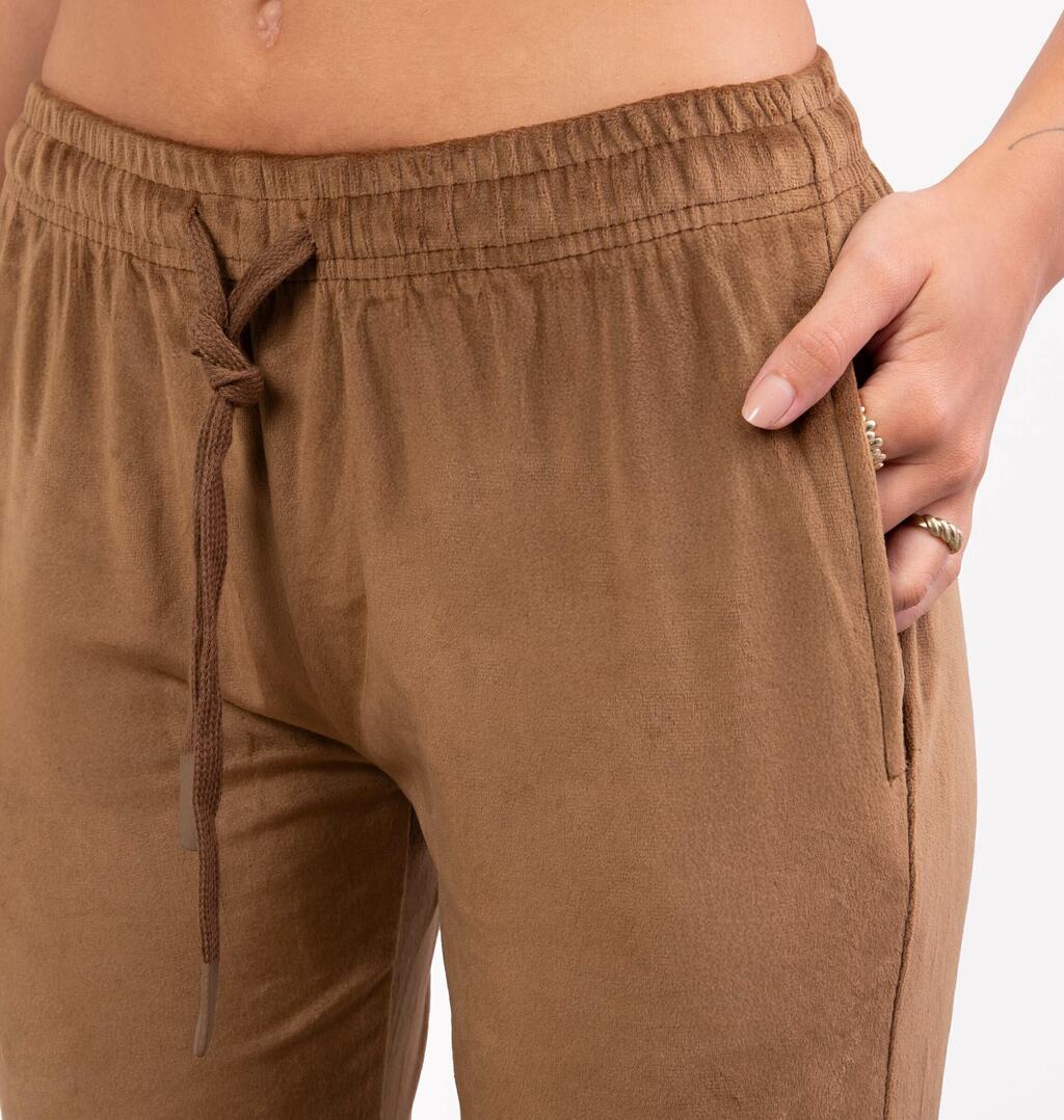 Calça Jogger em Plush com Cordão