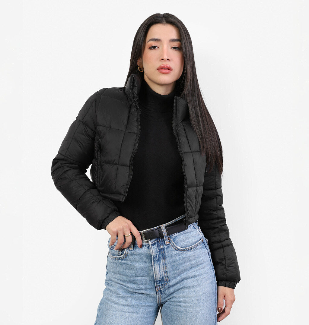 Jaqueta Puffer Cropped com Gola Alta