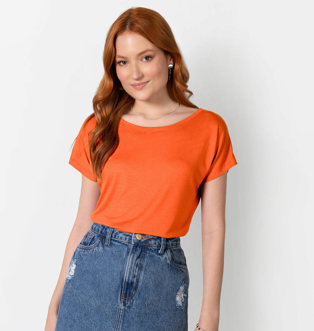 Blusa Básica Decote Canoa