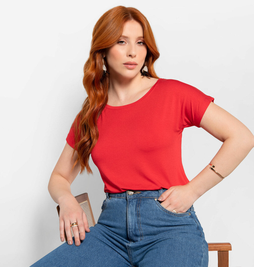 Blusa Básica Decote Canoa