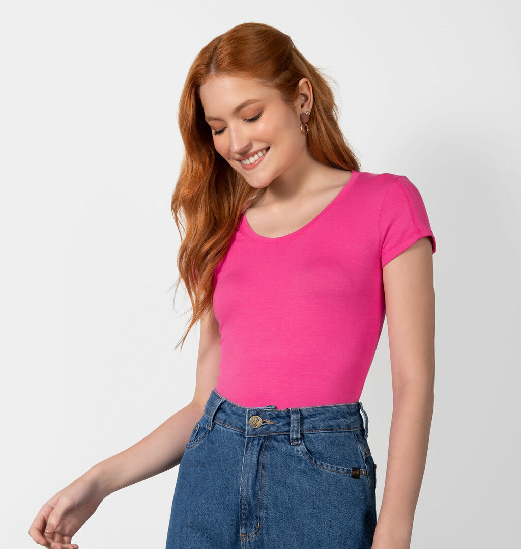 Blusa Básica Com Costura na Manga