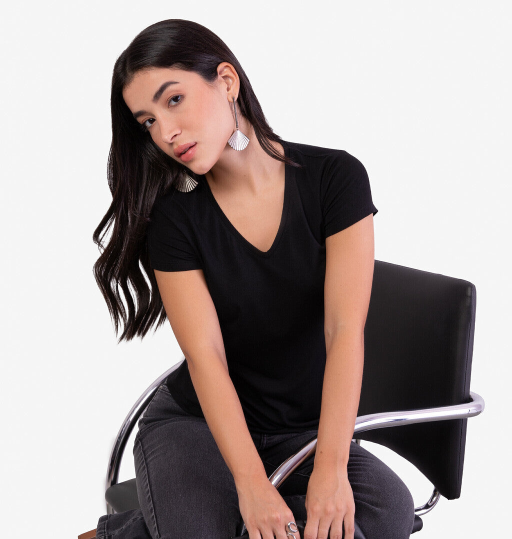 Blusa Básica Com Decote V