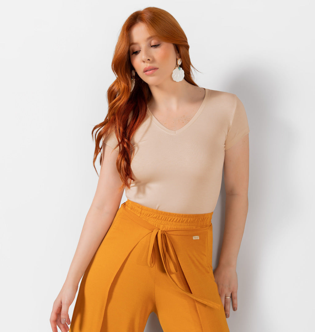 Blusa Básica Com Decote V