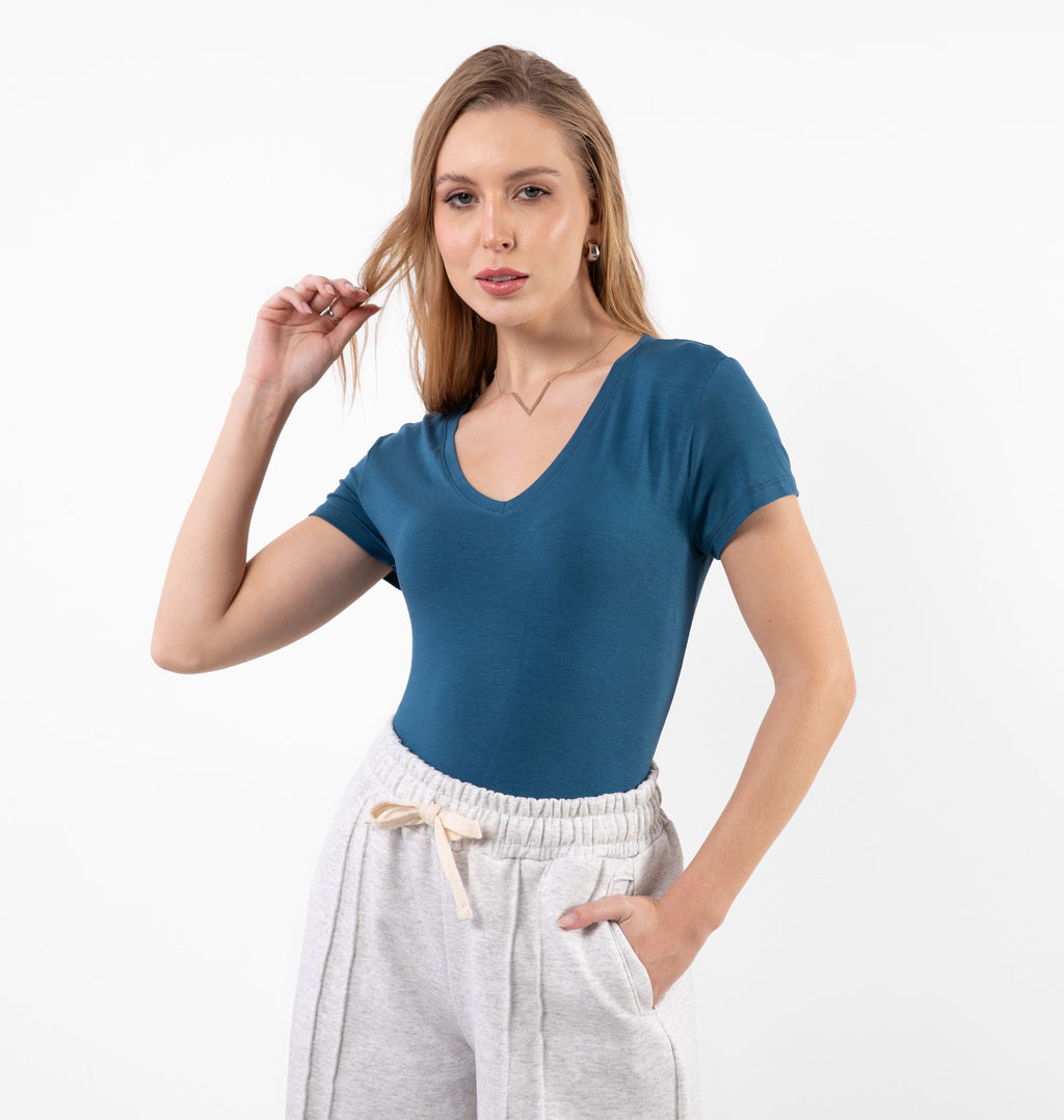Blusa Básica Com Decote V