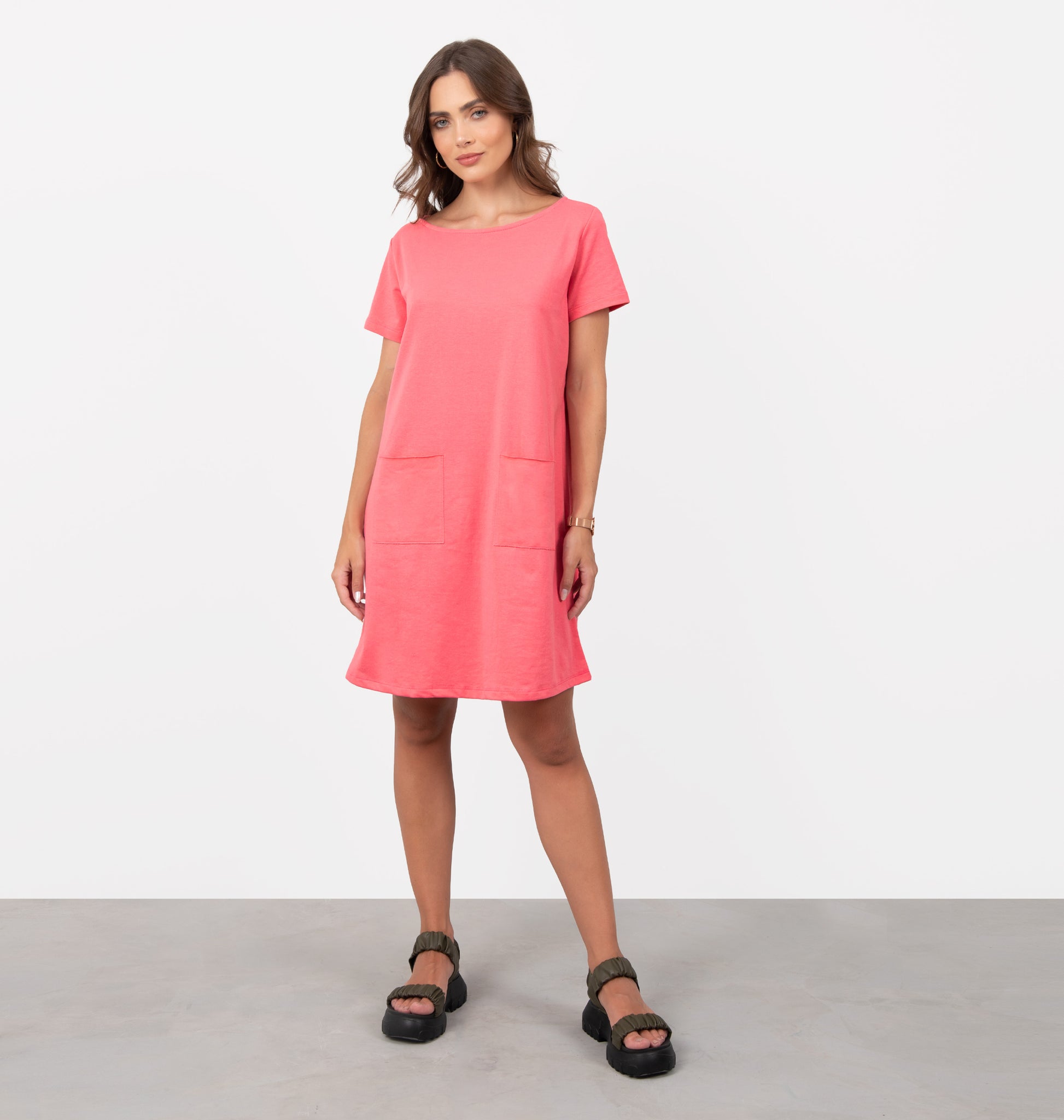 Vestido Comfy Com Bolsos