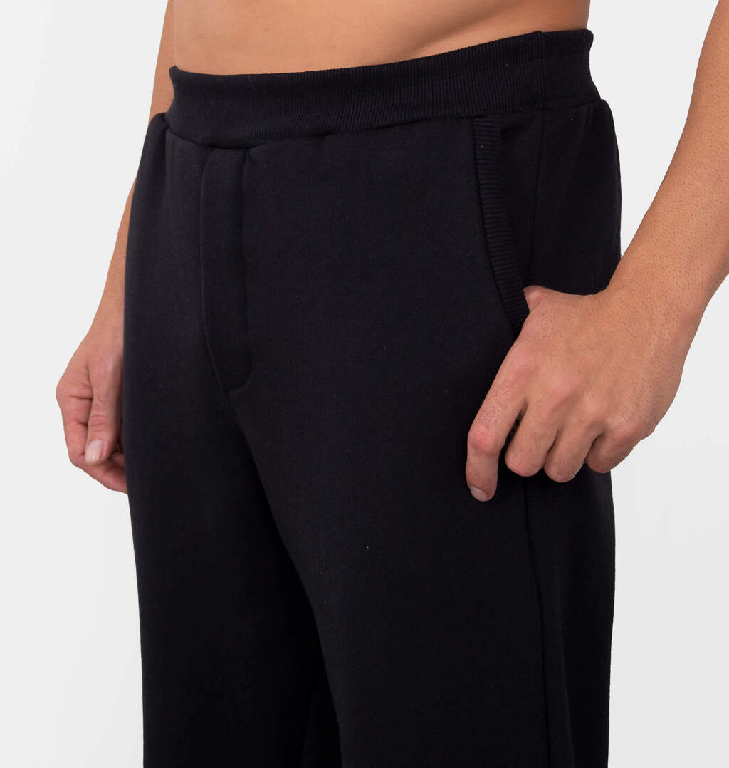 Calça Peluciada Básica Com Punho